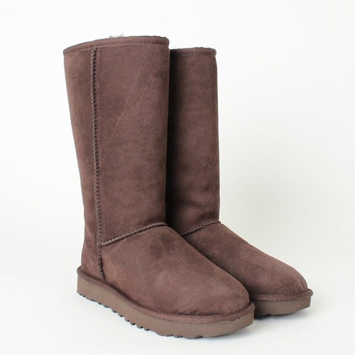 Nwt ugg classic tall - nwt,